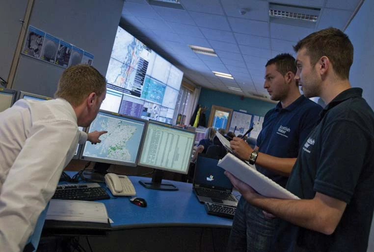 Duty Manager Instructing the Team