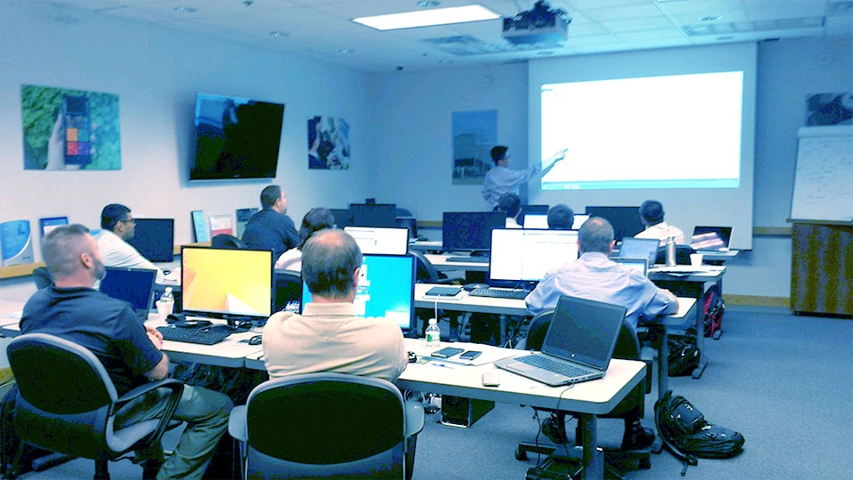 training-class-image